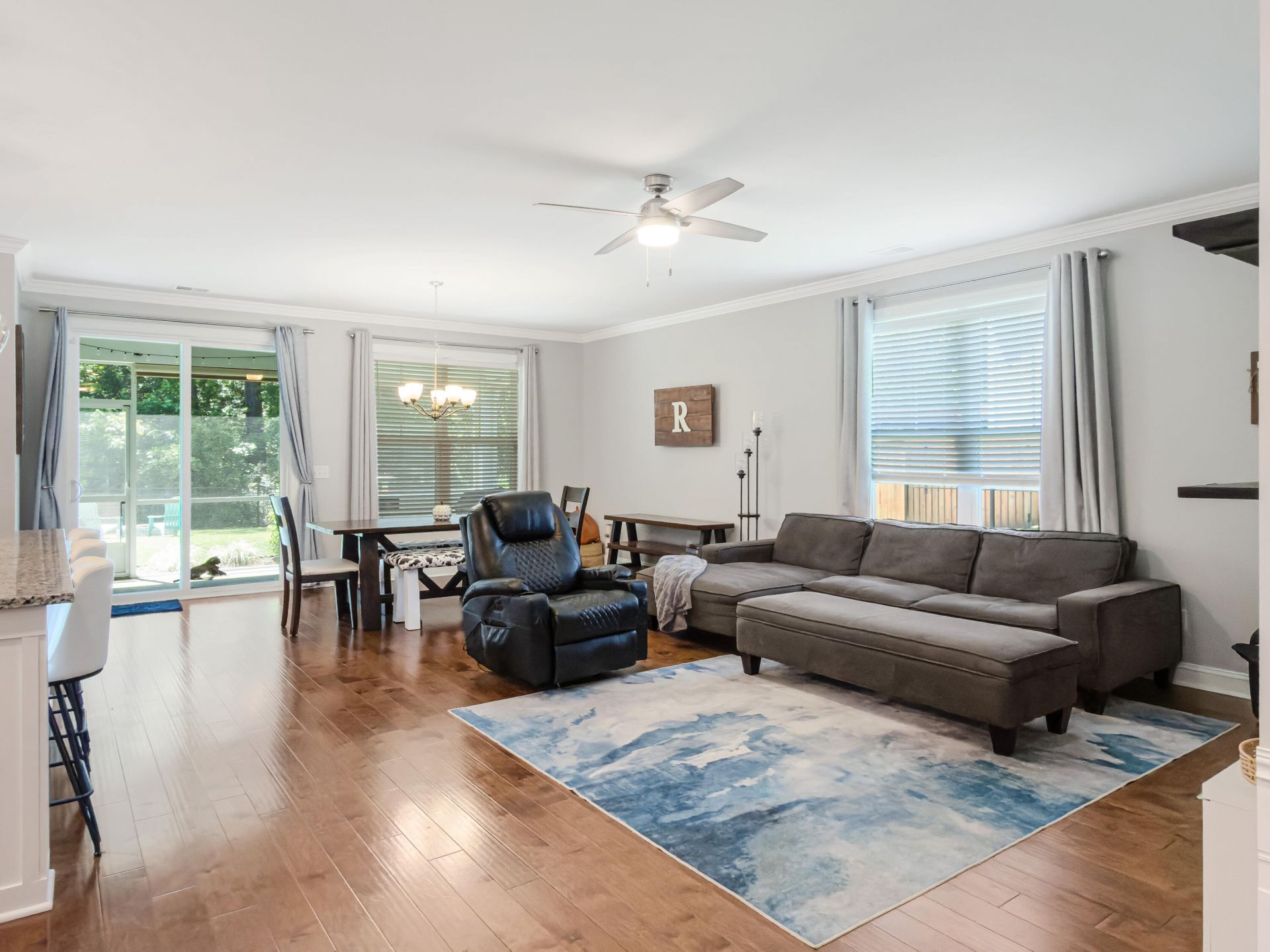 544 Pontoon Road Photo 18