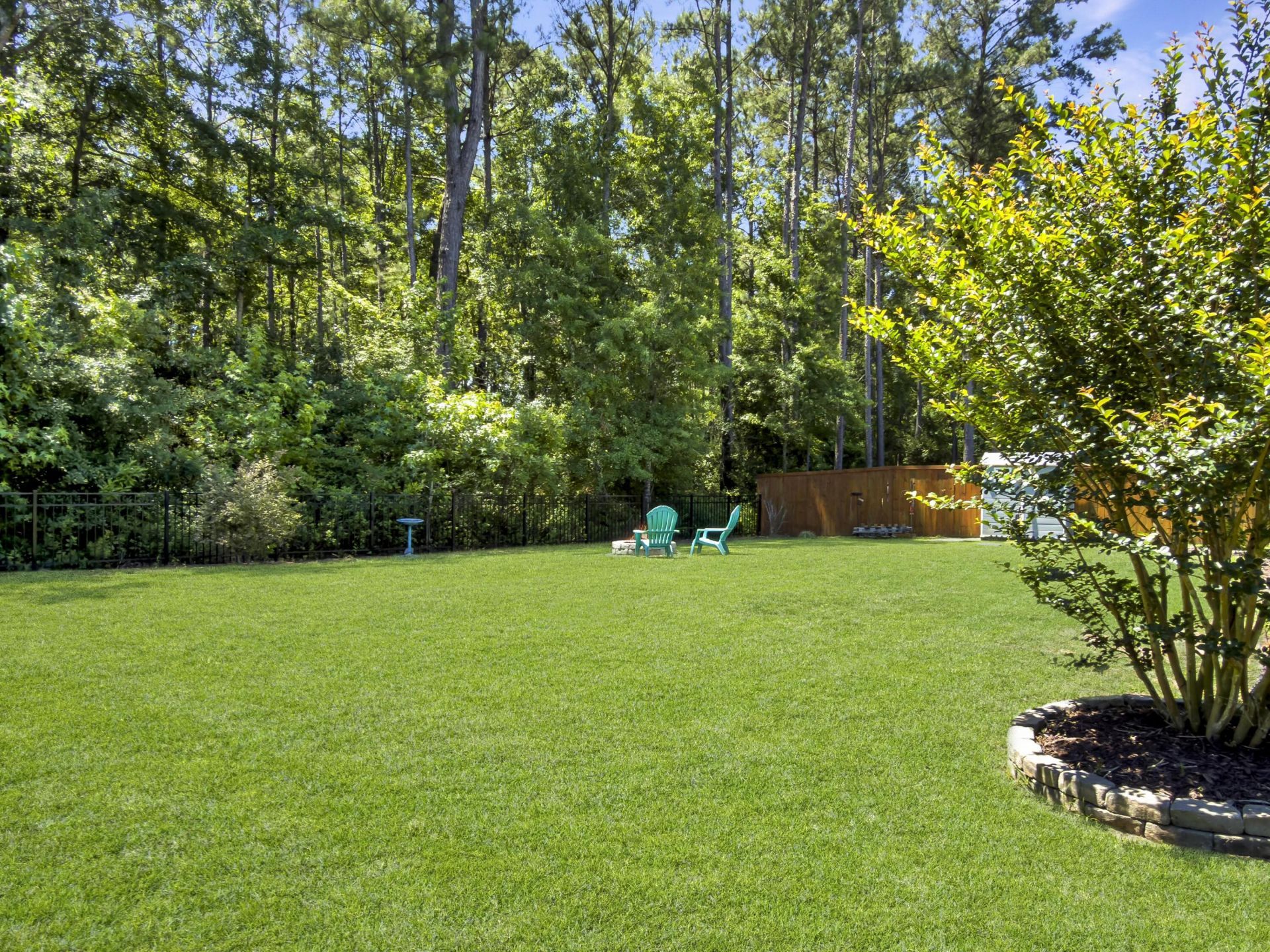 544 Pontoon Road Photo 43