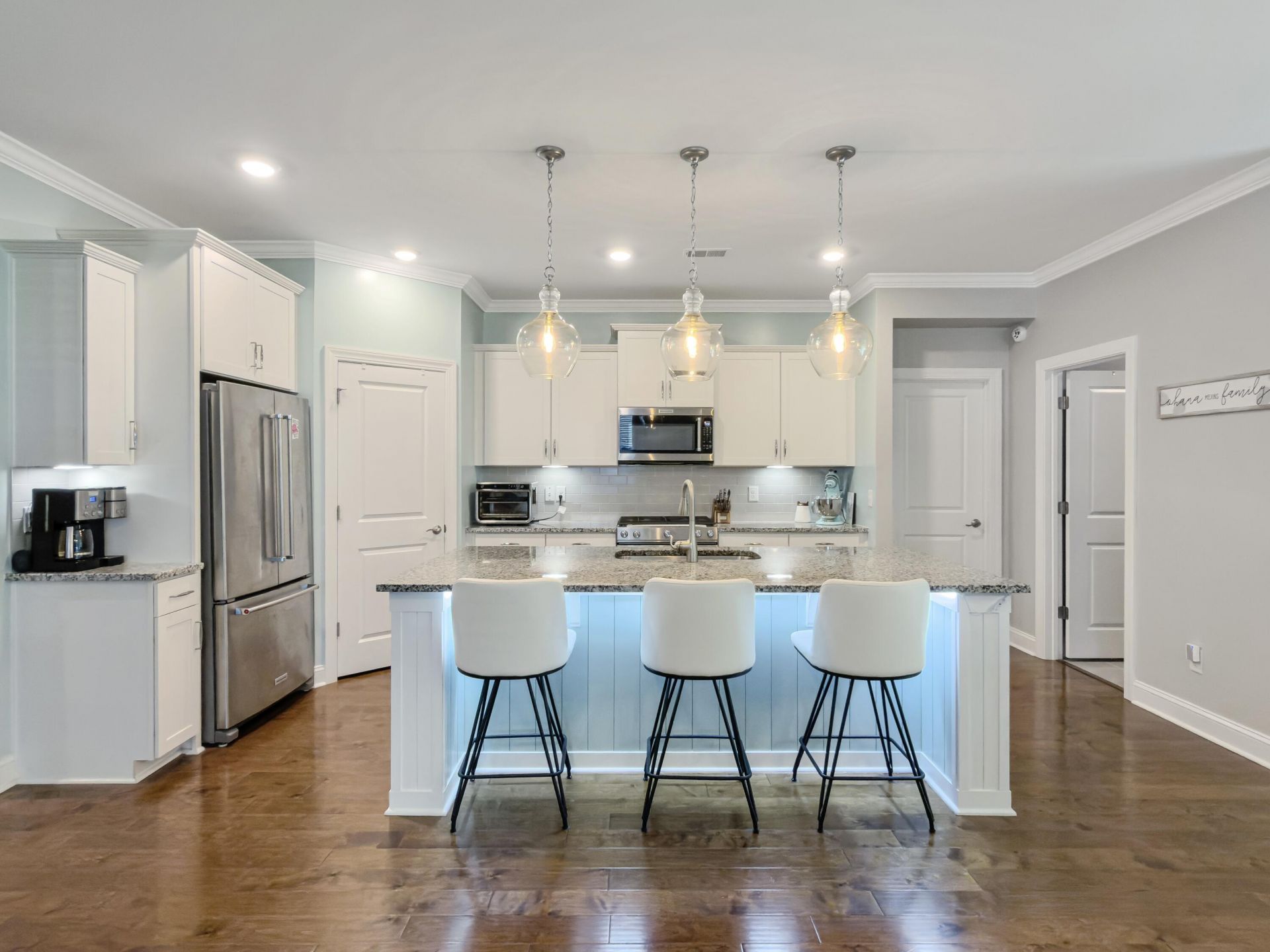 544 Pontoon Road Photo 6
