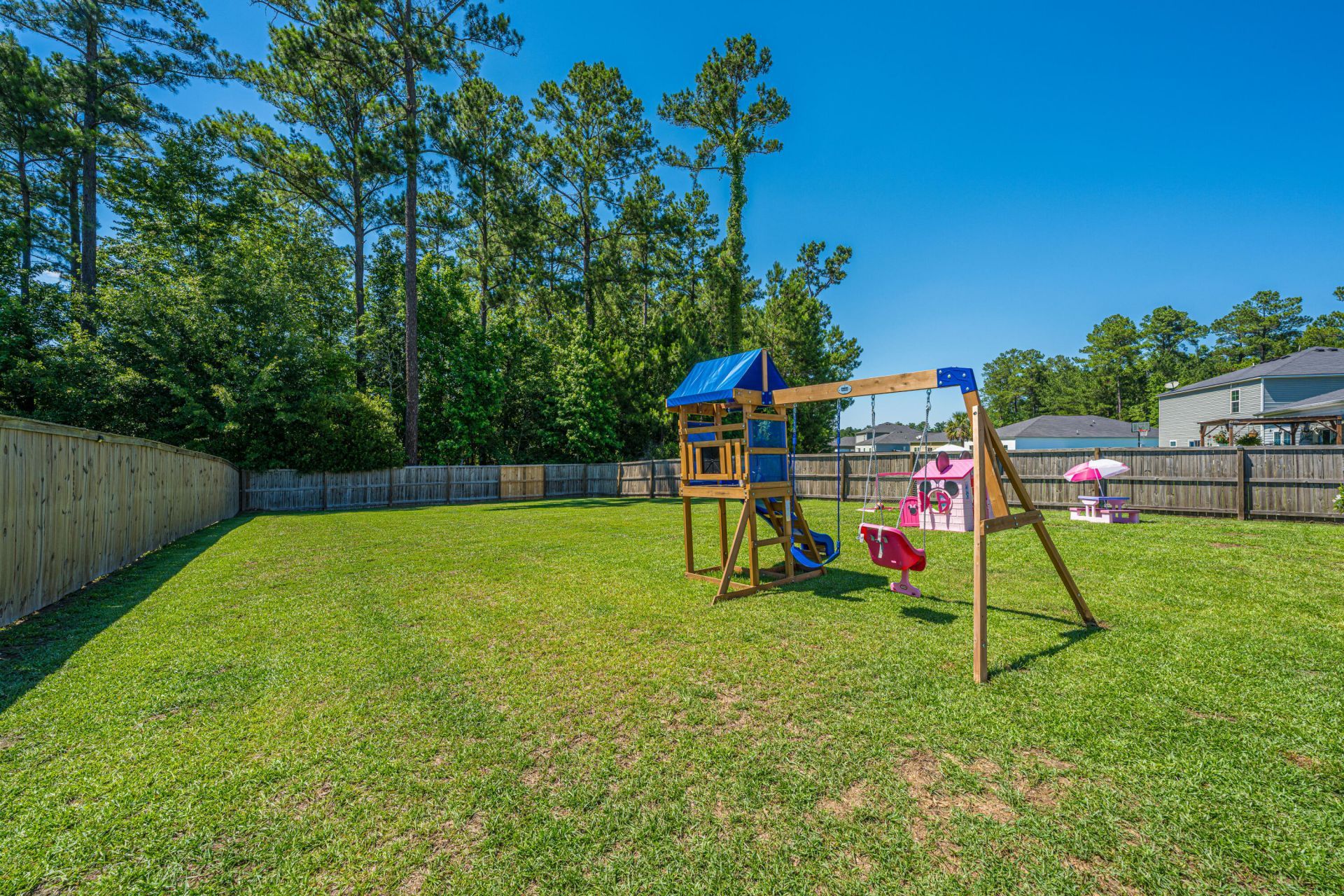 437 Spanish Wells Road Photo 17