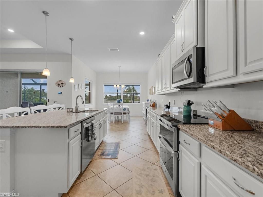 3271 Baravaldo Cir, Cape Coral, FL 33909 Photo
