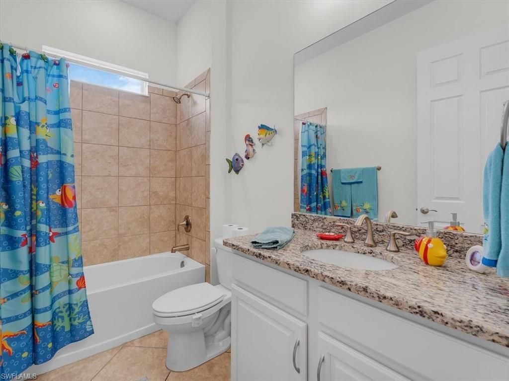 3271 Baravaldo Cir, Cape Coral, FL 33909 Photo