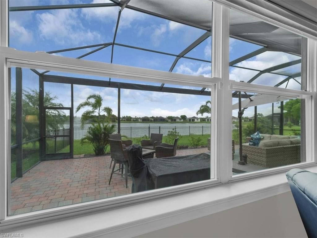 3271 Baravaldo Cir, Cape Coral, FL 33909 Photo