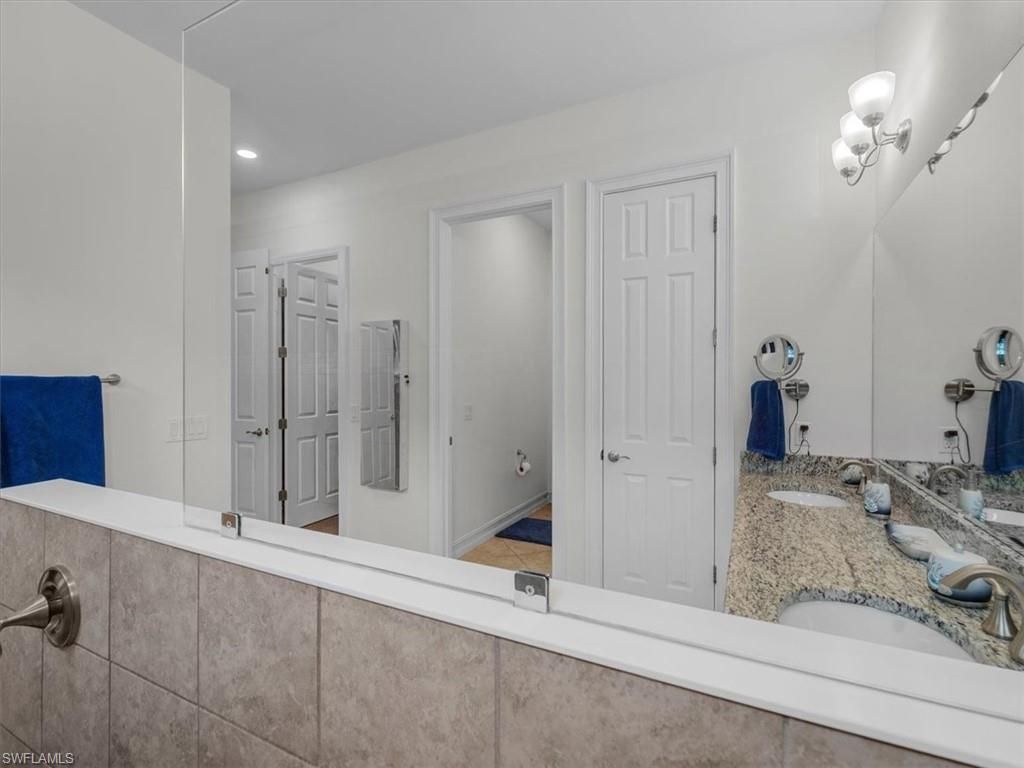 3271 Baravaldo Cir, Cape Coral, FL 33909 Photo
