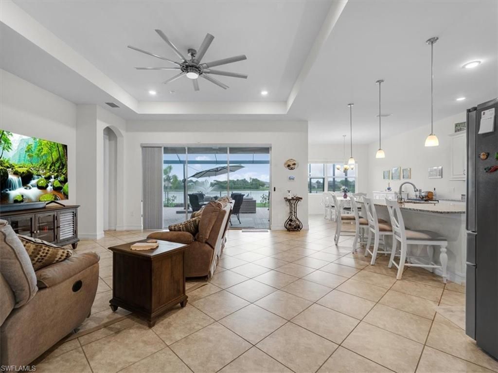 3271 Baravaldo Cir, Cape Coral, FL 33909 Photo