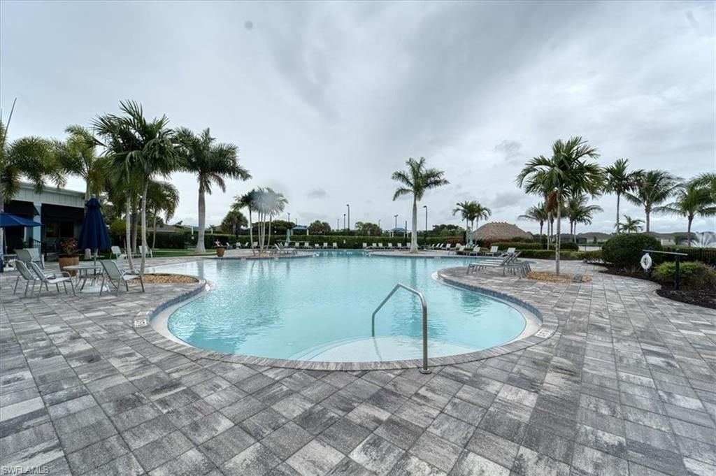 3271 Baravaldo Cir, Cape Coral, FL 33909 Photo
