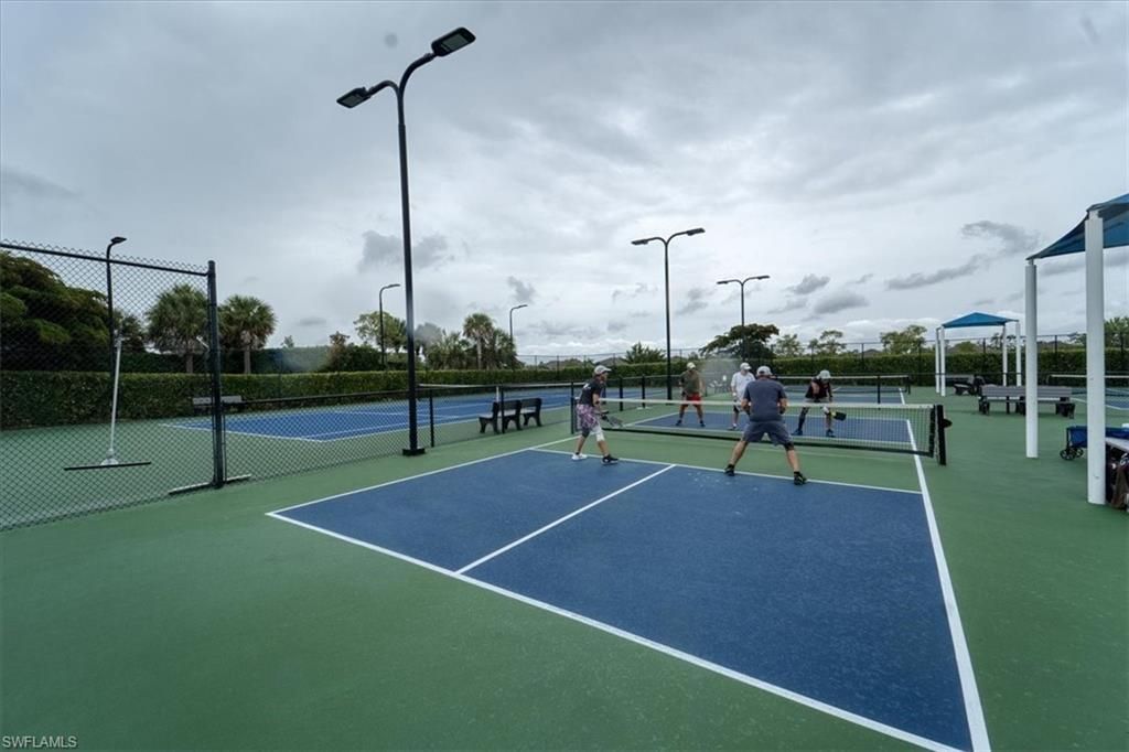 3271 Baravaldo Cir, Cape Coral, FL 33909 Photo