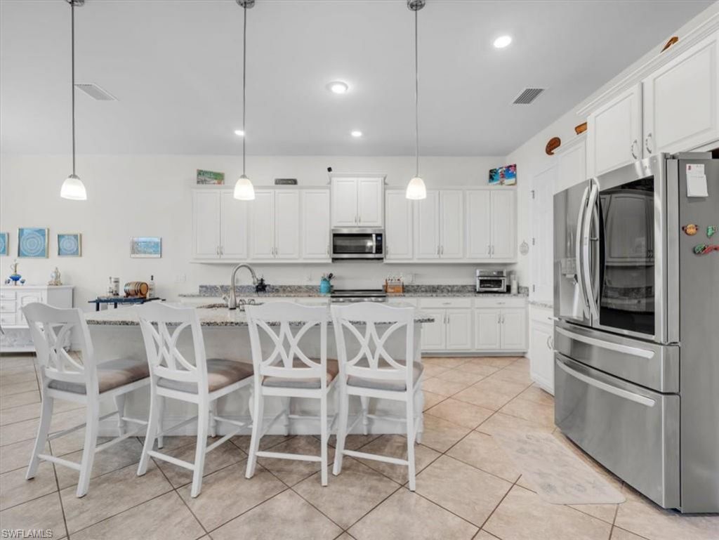3271 Baravaldo Cir, Cape Coral, FL 33909 Photo