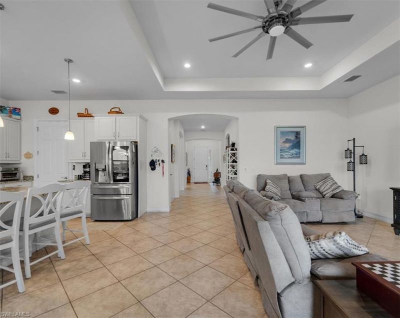 3271 Baravaldo Cir, Cape Coral, FL 33909 Photo