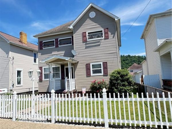 3624 Lincoln Avenue , Shadyside, OH 43947