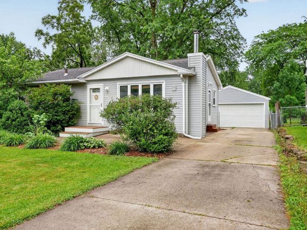 2614 Garden Avenue, Cedar Falls, IA 50613