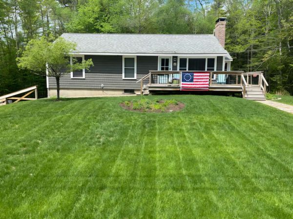 35 King Arthur Lane, Bristol, NH 03222