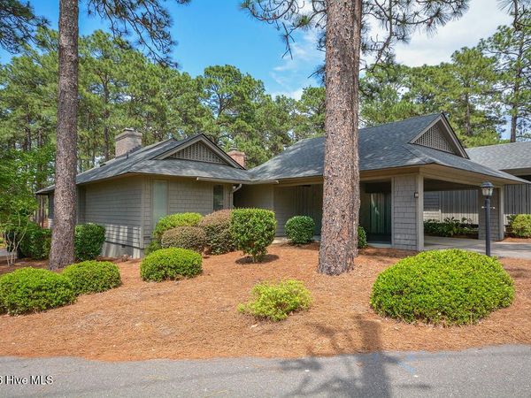 285 Sugar Gum Lane, Unit 20, Pinehurst, NC 28374