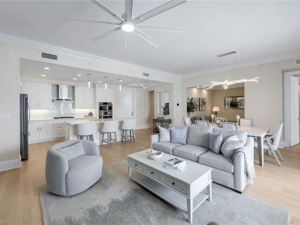 1135 3rd AVE S, Unit 518, NAPLES, FL 34102
