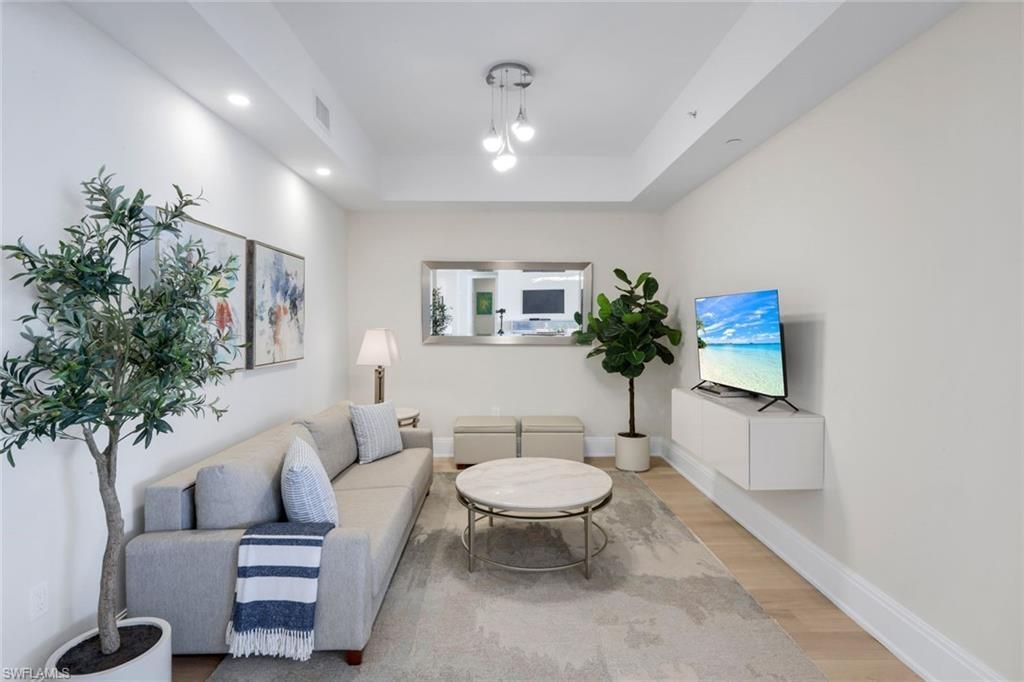 1135 3rd Ave S, Unit 518, Naples, FL 34102 Photo