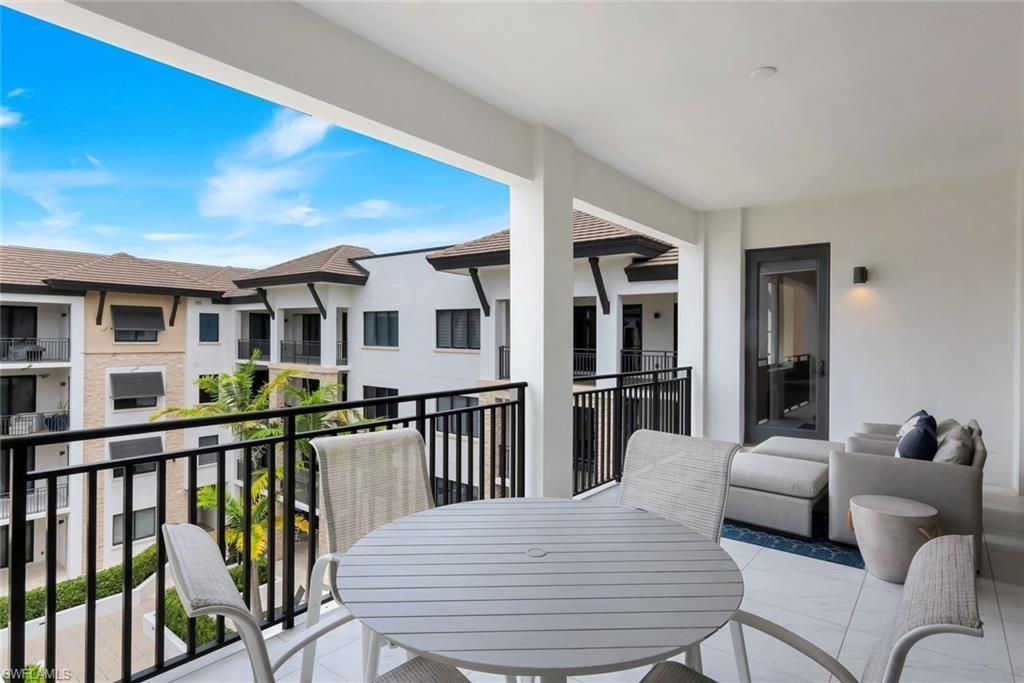 1135 3rd Ave S, Unit 518, Naples, FL 34102 Photo