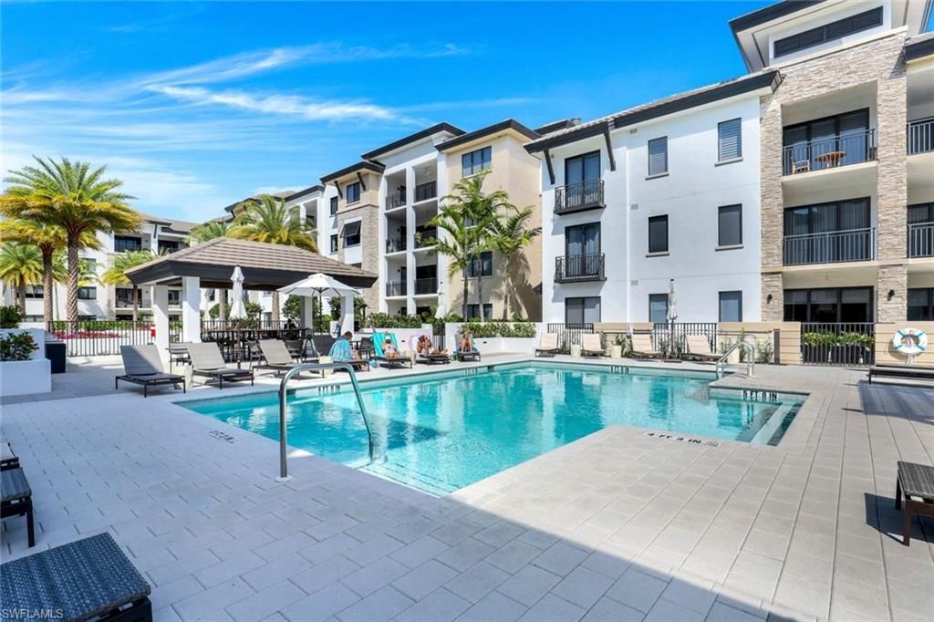 1135 3rd Ave S, Unit 518, Naples, FL 34102 Photo