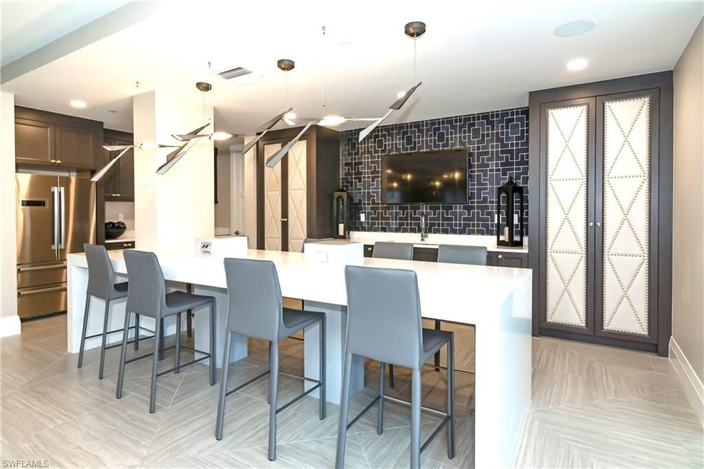 1135 3rd Ave S, Unit 518, Naples, FL 34102 Photo