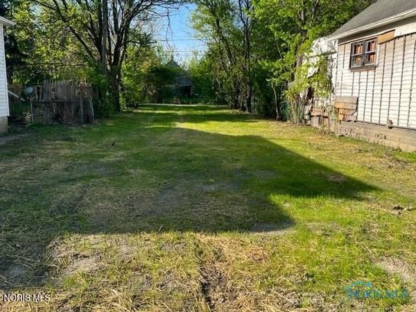 39 E Streicher Street , Toledo, OH 43608