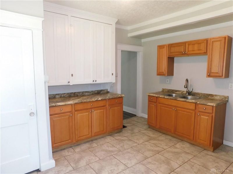218 W Fairview Avenue, Dayton, OH 45350 Photo 7