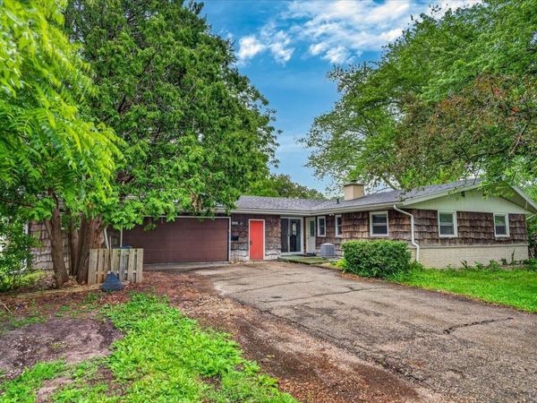 2001 Rae Lane, Madison, WI 53711