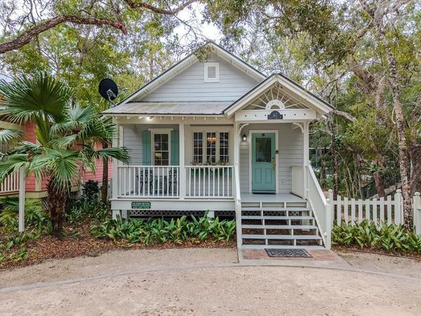 312 NE Lisette Ln, Steinhatchee, FL 32359