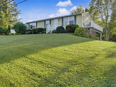 11171 Maple Grove Road , Freedom, NY 14065