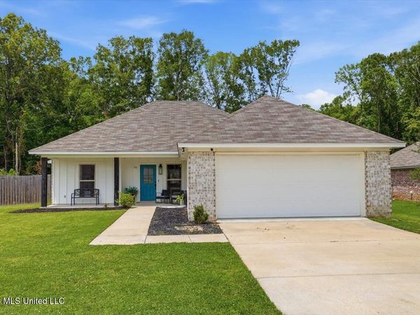 733 Lexington Drive, Florence, MS 39073