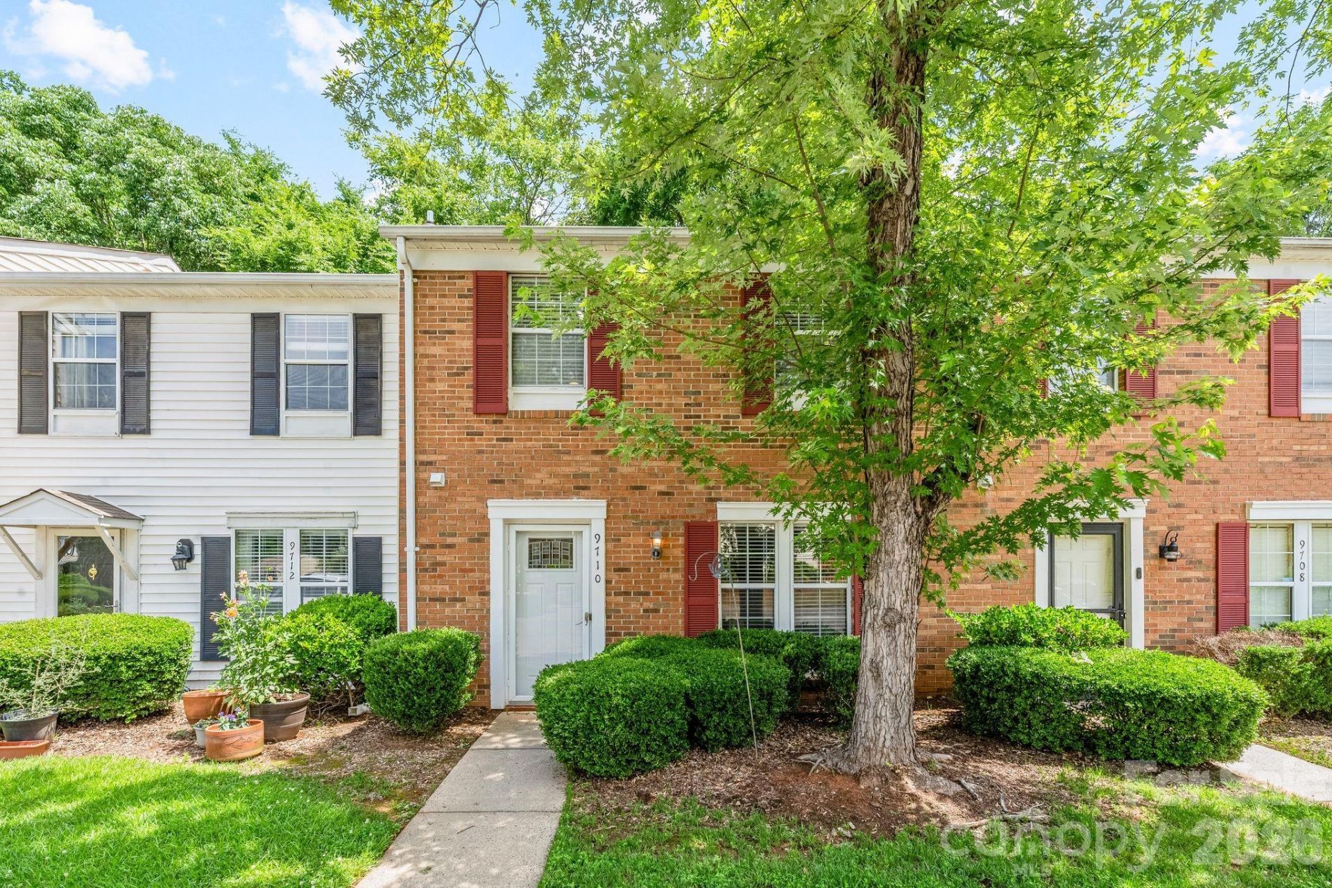 9710 Old Gate Drive, Matthews, NC 28105 Main Photo