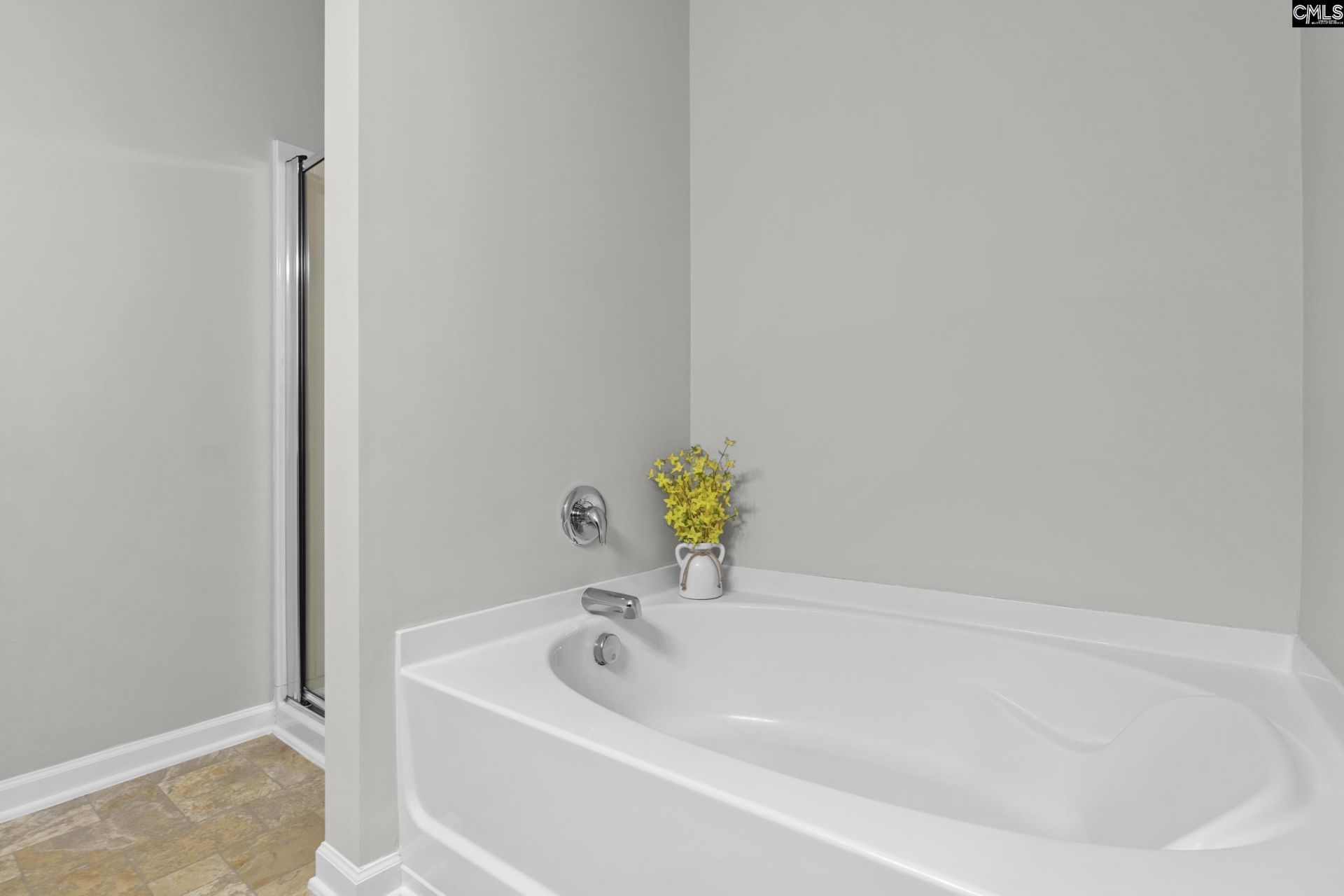 865 Sunseeker Drive  Photo 10