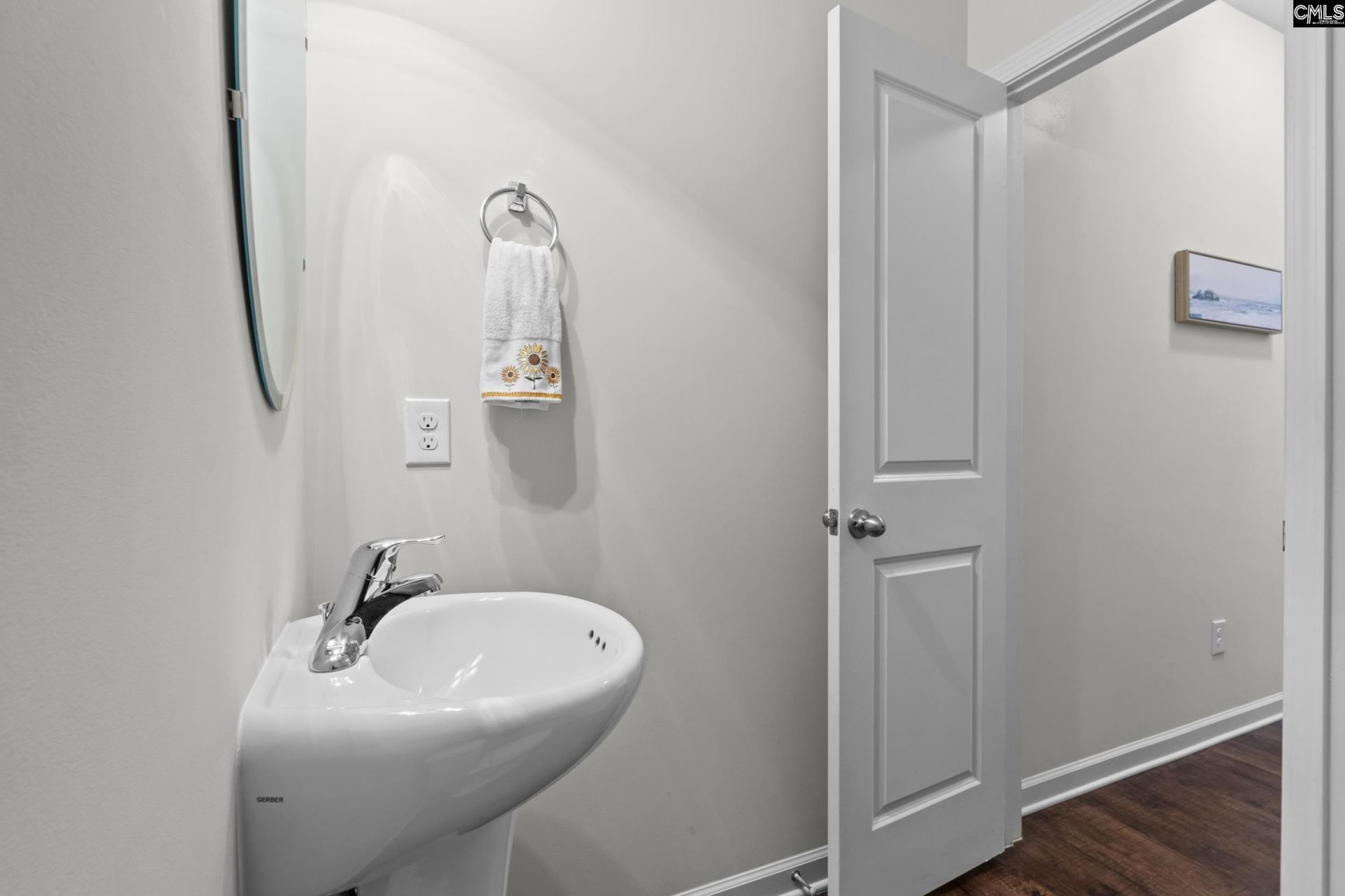 865 Sunseeker Drive  Photo 13