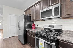 865 Sunseeker Drive  photo 4