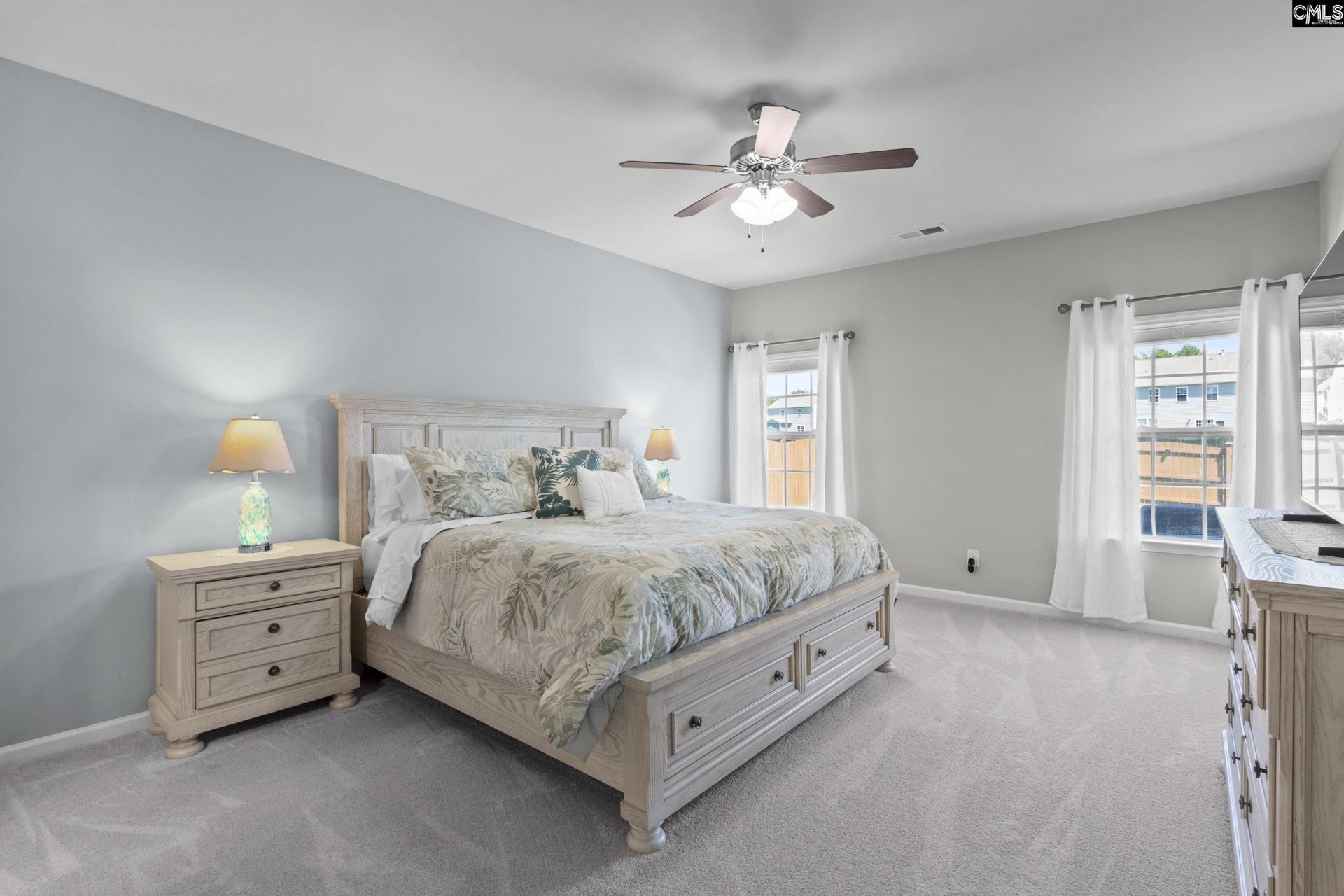 865 Sunseeker Drive  Photo 6