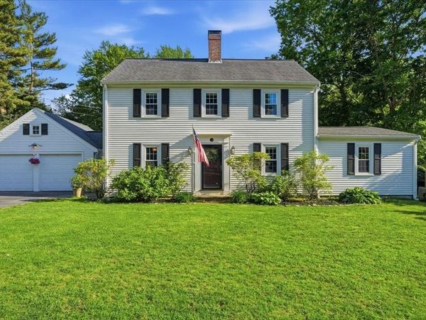 14 Puritan Rd, Hingham, MA 02043