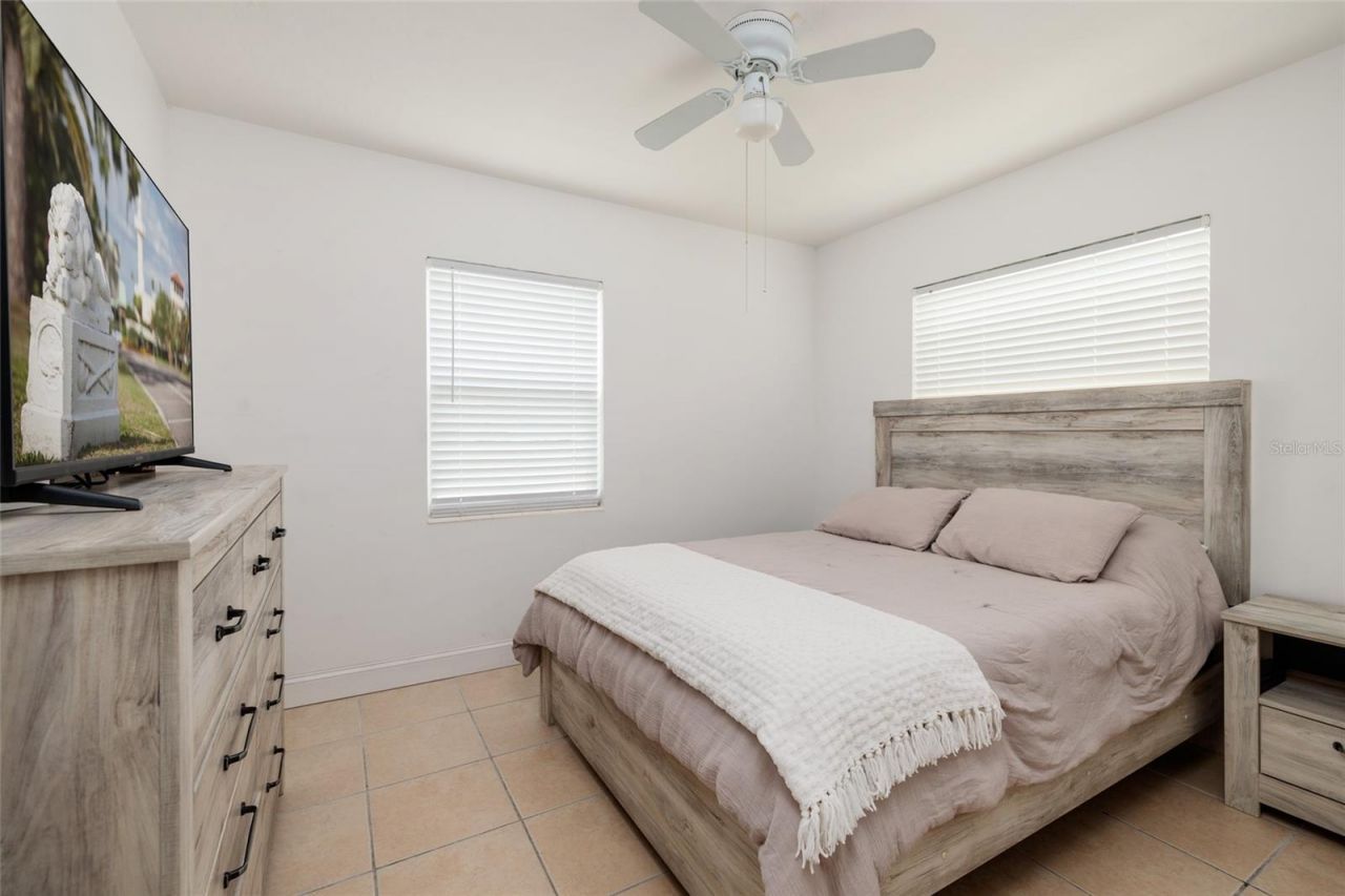 101 40th Avenue Ne, Saint Petersburg, FL 33703 Photo