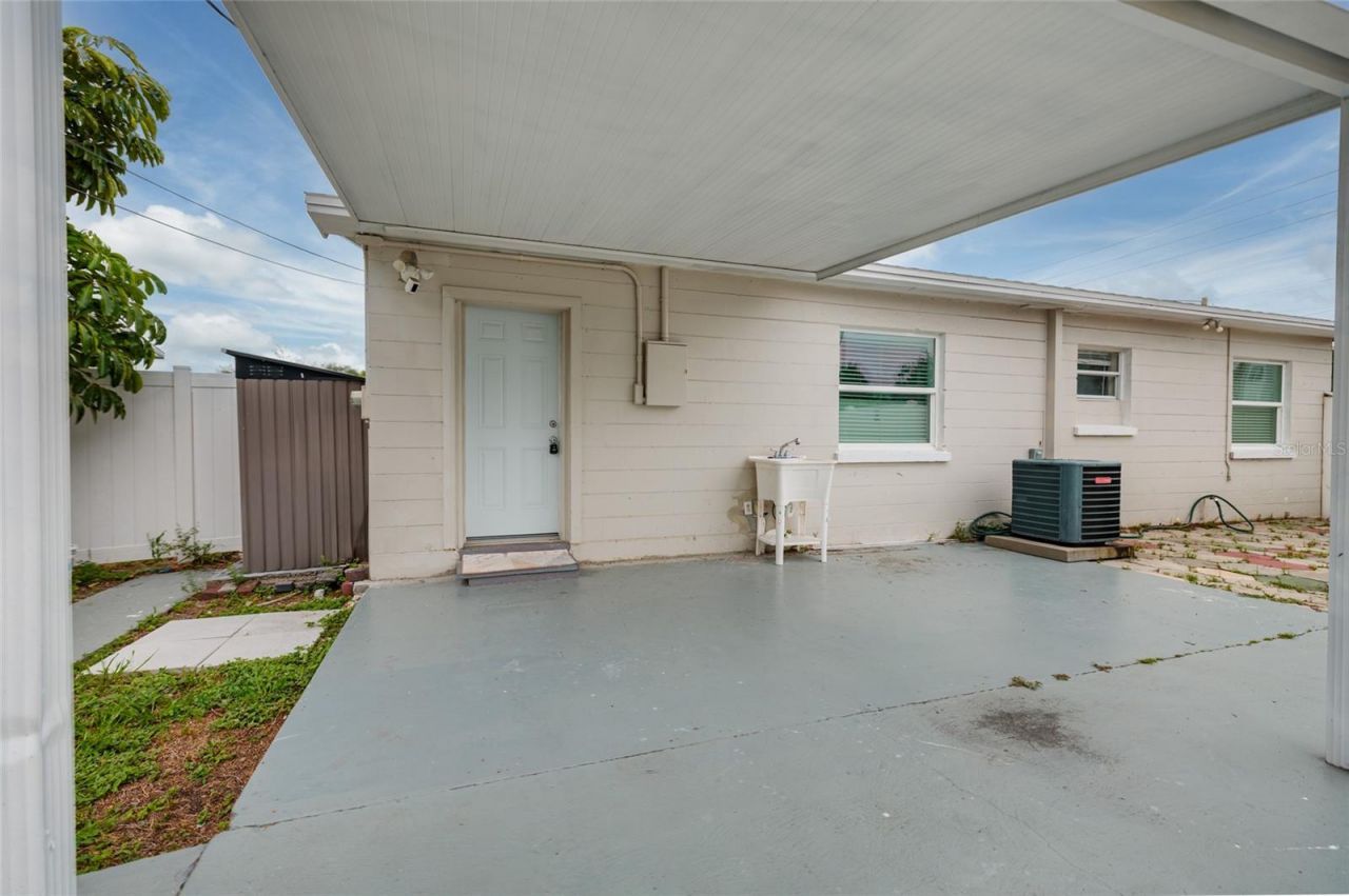 101 40th Avenue Ne, Saint Petersburg, FL 33703 Photo