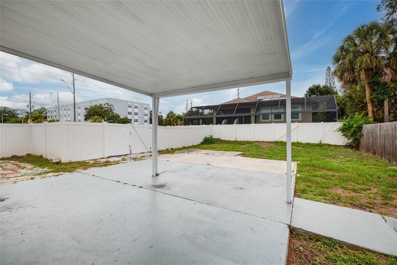 101 40th Avenue Ne, Saint Petersburg, FL 33703 Photo
