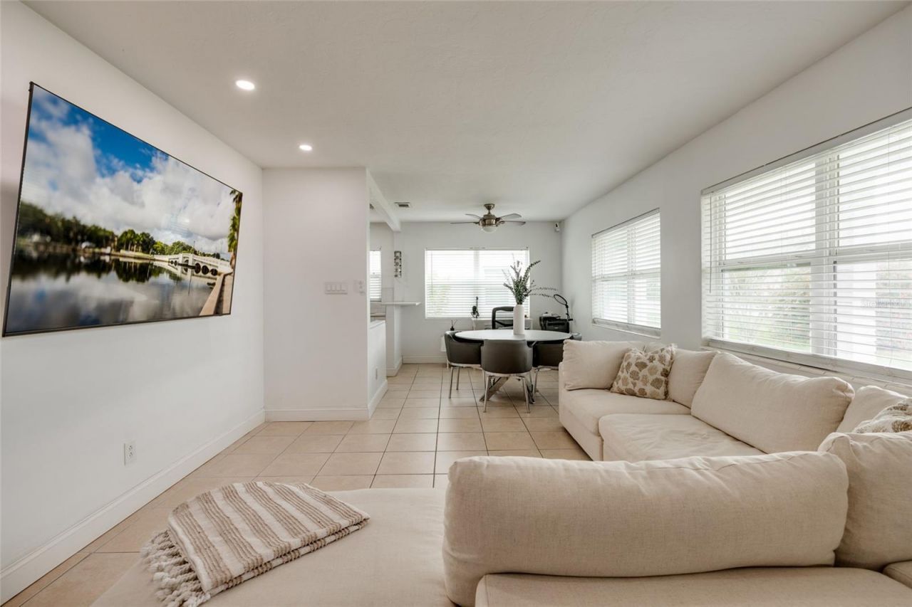 101 40th Avenue Ne, Saint Petersburg, FL 33703 Photo