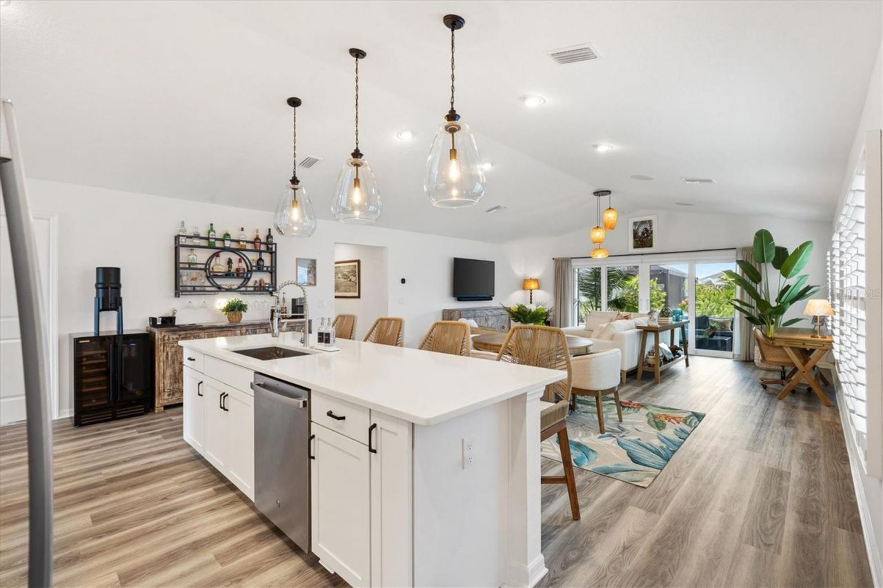 8005 Joedy Carter Path, The Villages, FL 34762 Photo