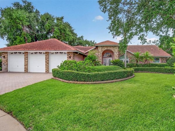 14286 SUNSHINE COURT , LARGO, FL 33774