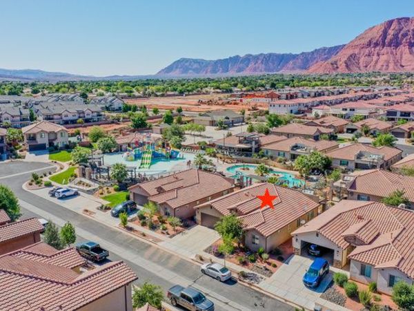 3837 W LAZY RIVER CIR, Unit 110, Santa Clara, UT 84765