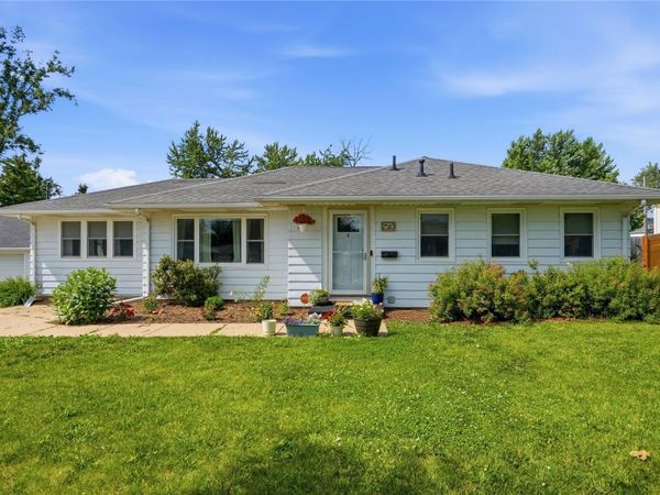 2510 12th Ave, Marion, IA 52302