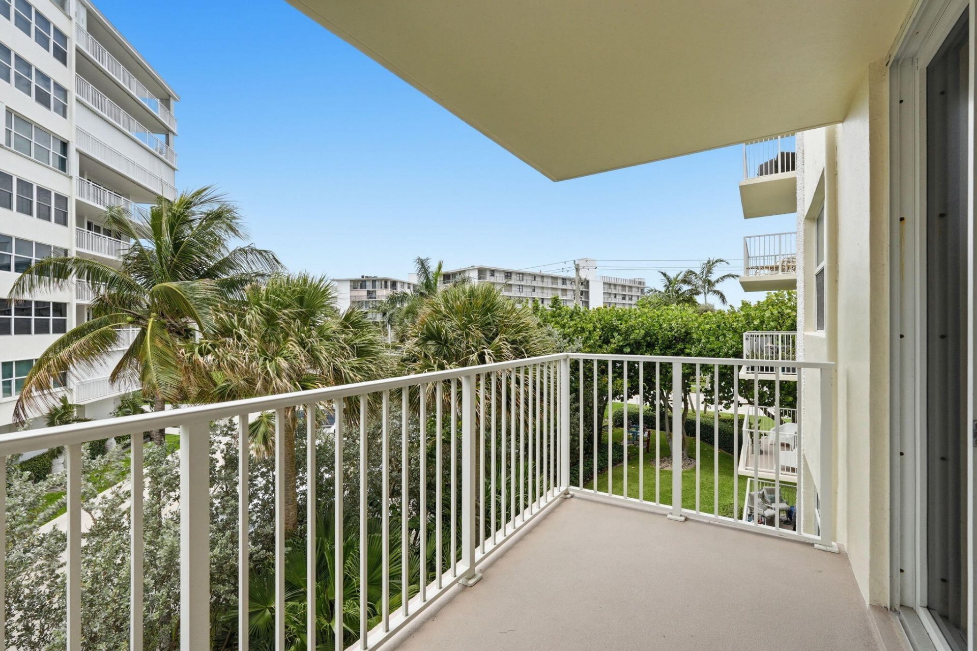 3540 S Ocean Boulevard, South Palm Beach, FL 33480 Photo