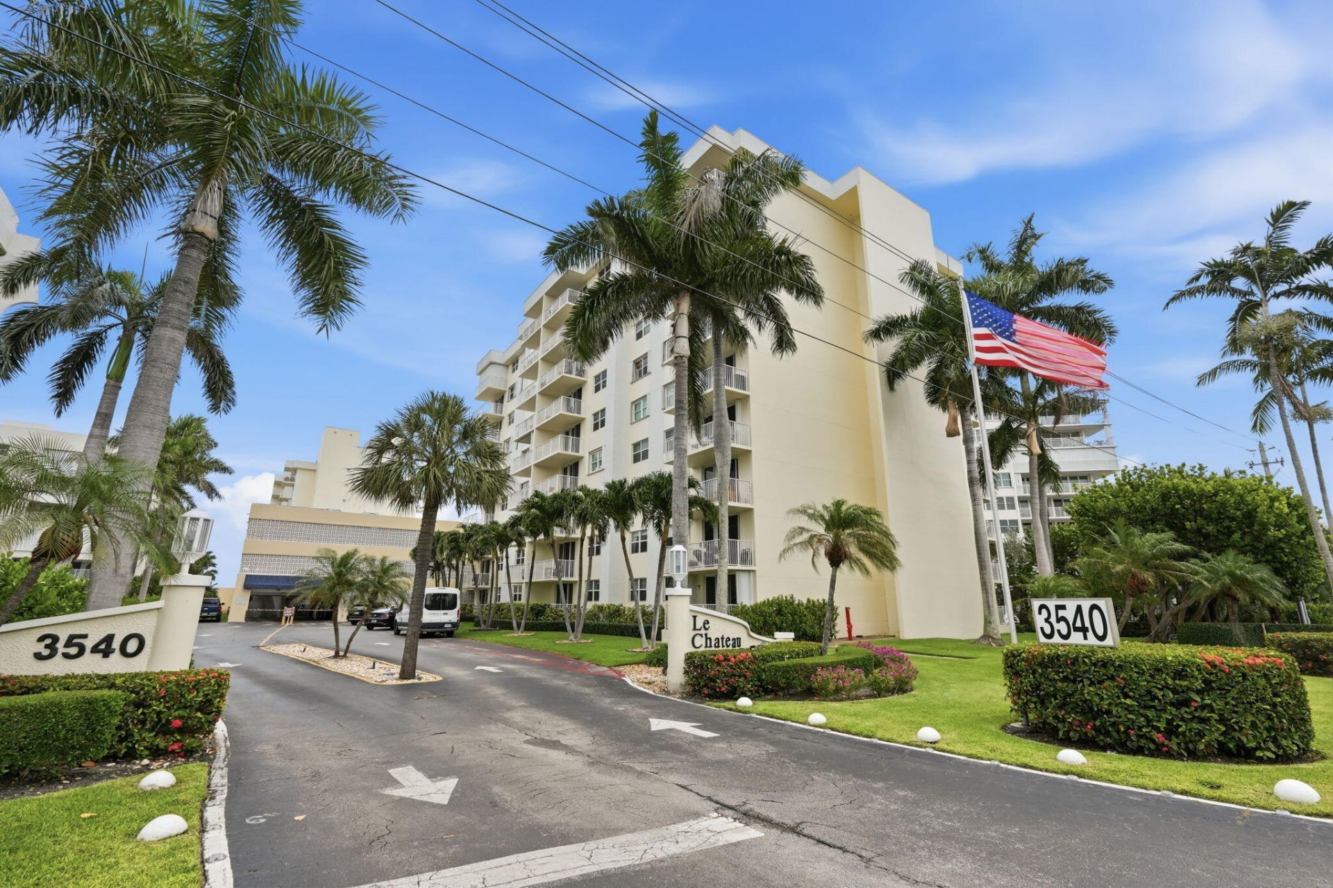 3540 S Ocean Boulevard, South Palm Beach, FL 33480 Photo