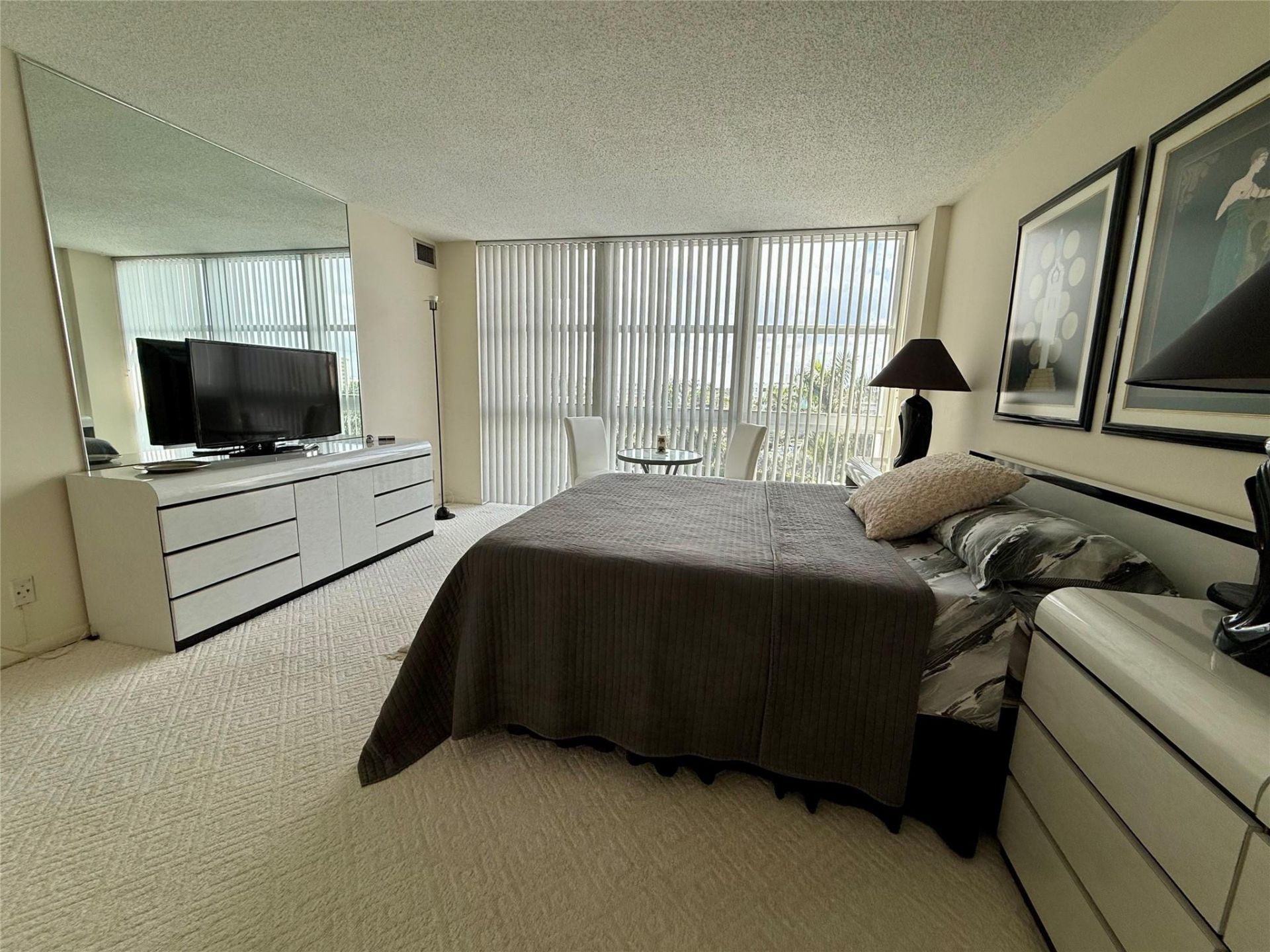 2841 N Ocean Boulevard, Unit 603, Fort Lauderdale, FL 33308 Photo
