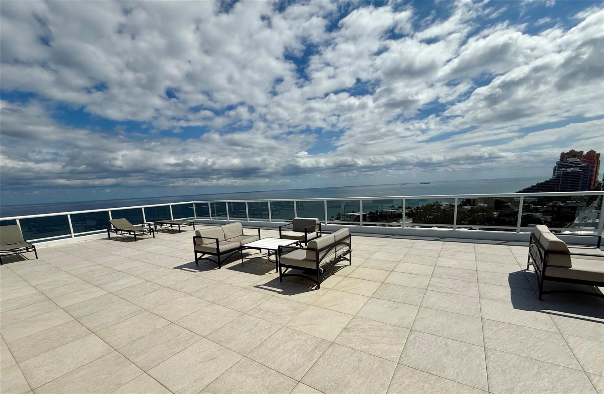 2841 N Ocean Boulevard, Unit 603, Fort Lauderdale, FL 33308 Photo