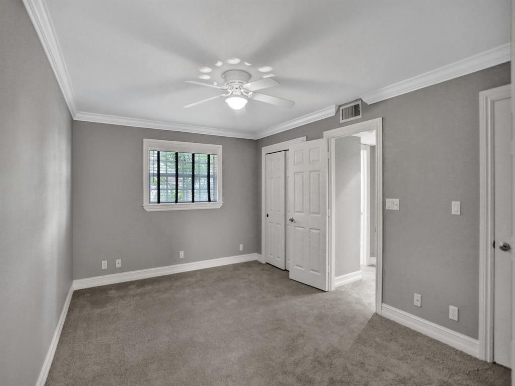 620 Tennis Club Drive, Unit 304, Fort Lauderdale, FL 33311 Photo