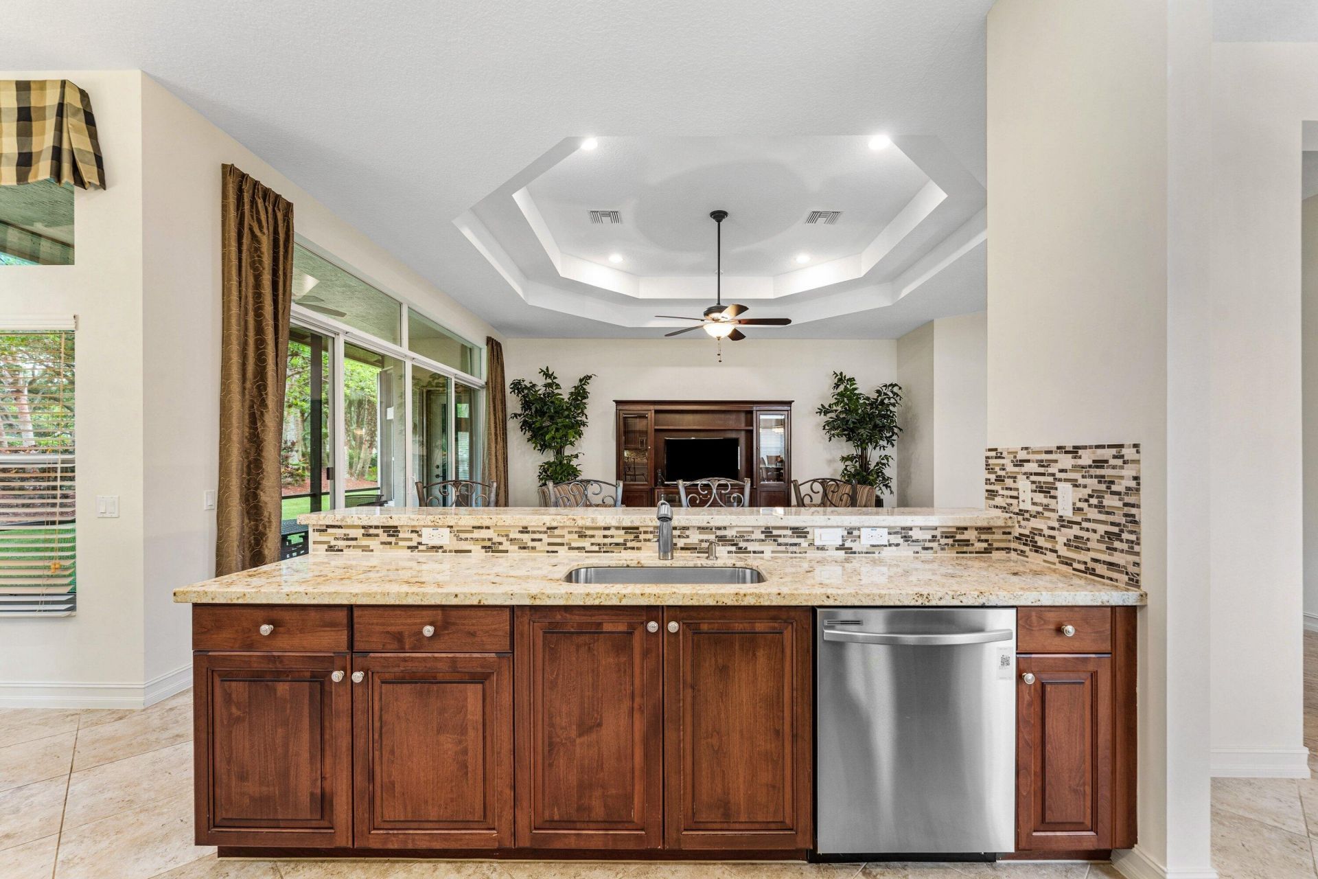 6968 Corning Circle, Boynton Beach, FL 33437 Photo