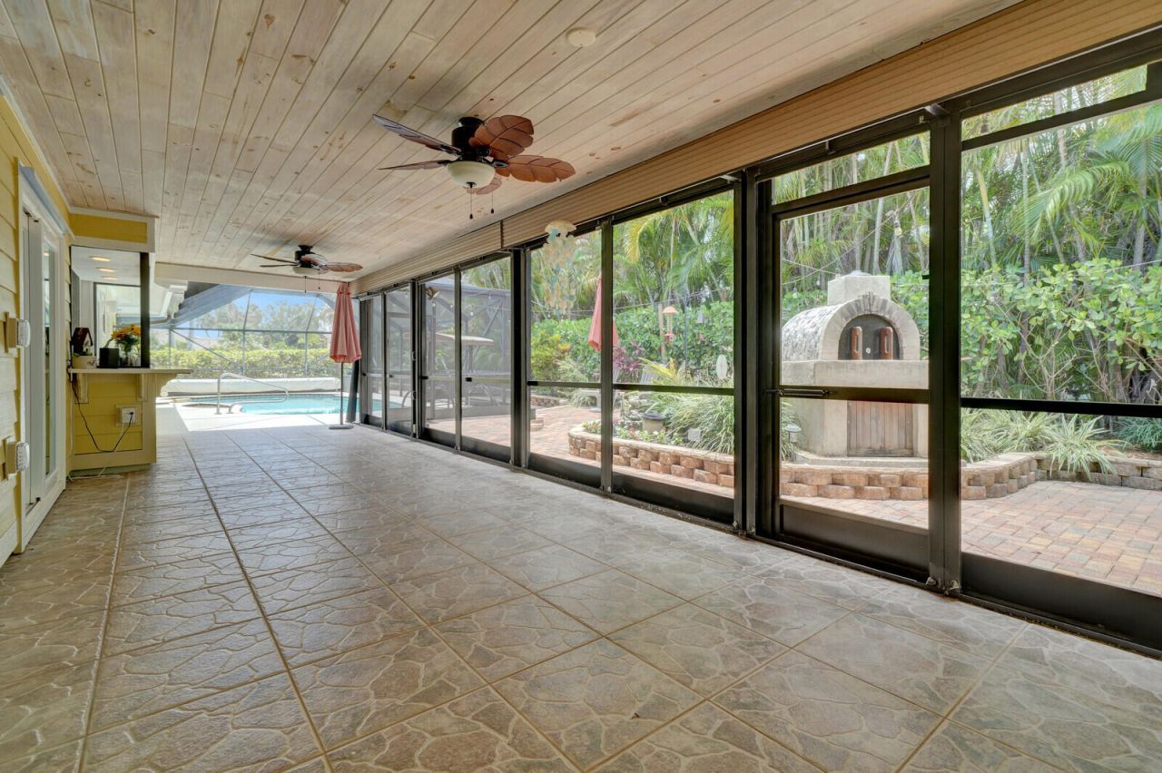 7986 SE Trenton Avenue, Hobe Sound, FL 33455 Photo