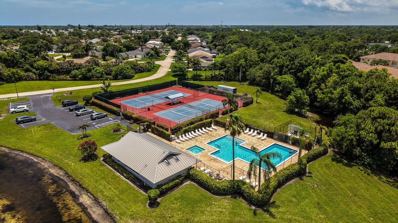 7986 SE Trenton Avenue, Hobe Sound, FL 33455 Photo